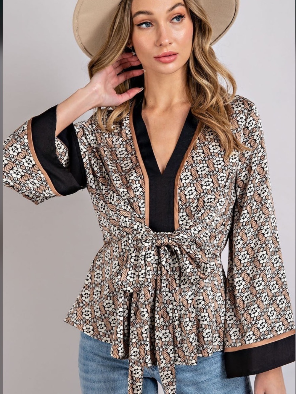ee:some Geometric Surplice Top Self-Tie Waist Wide Sleeve V-neck Blouse